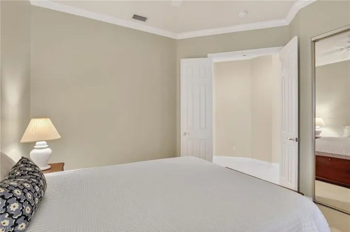 4695 Navassa Ln, Naples, Florida 34119