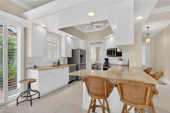 4695 Navassa Ln, Naples, Florida 34119