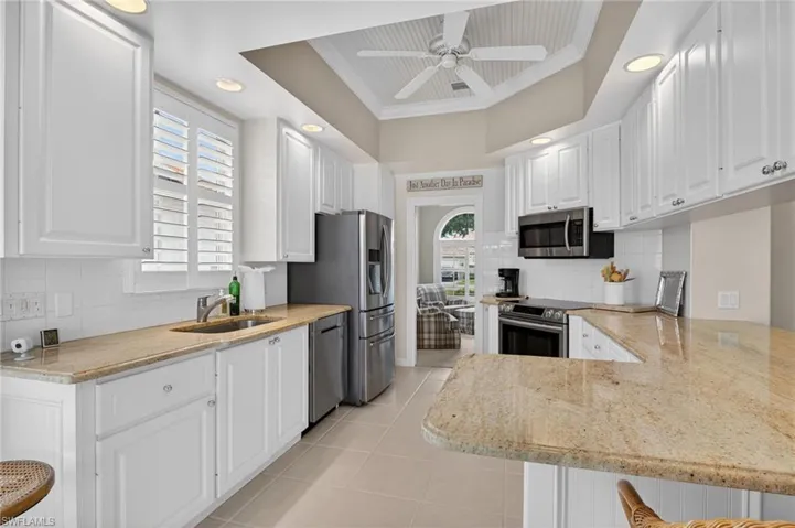 4695 Navassa Ln, Naples, Florida 34119