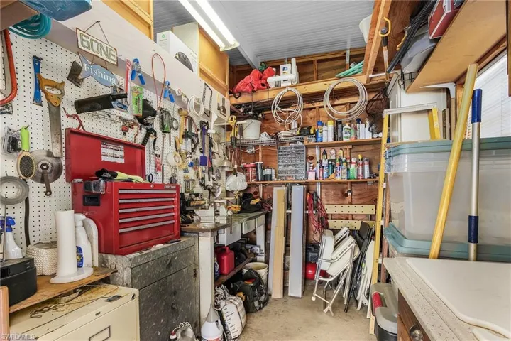 Workshop/storage shed