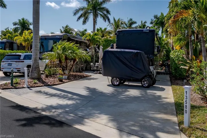 13580 Snook Cir, Naples, Florida 34114