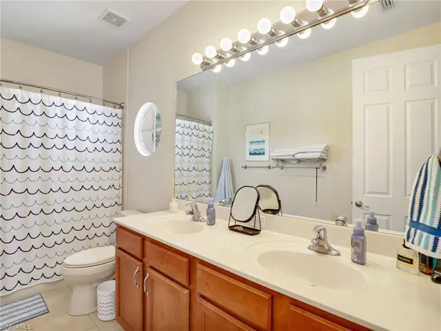 2114  Isla De Palma  CIR, Naples, FL 34119