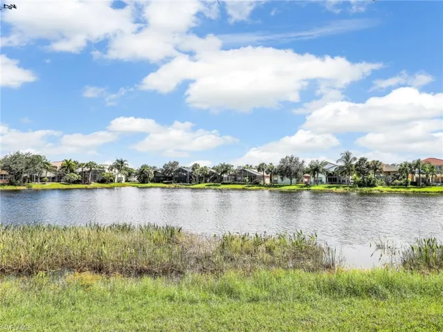 2114  Isla De Palma  CIR, Naples, FL 34119