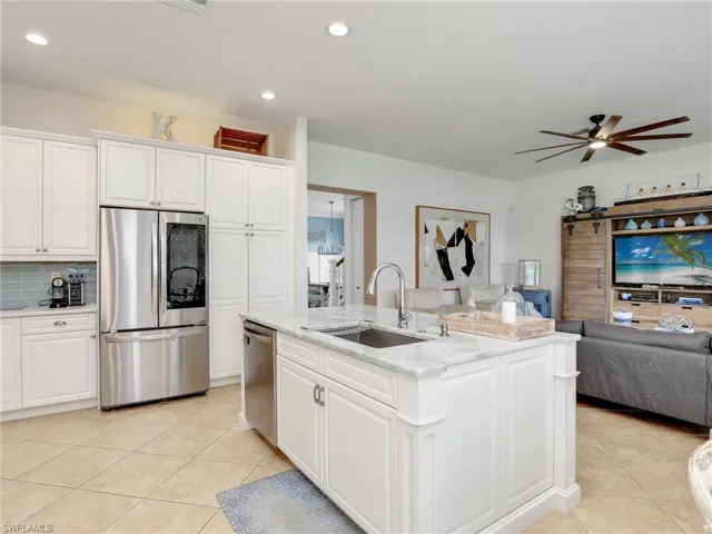 2114  Isla De Palma  CIR, Naples, FL 34119
