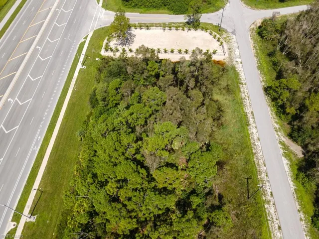 2808  Meadow  RD, Lehigh Acres, FL 33974