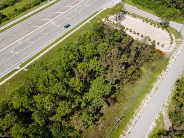 2808  Meadow  RD, Lehigh Acres, FL 33974