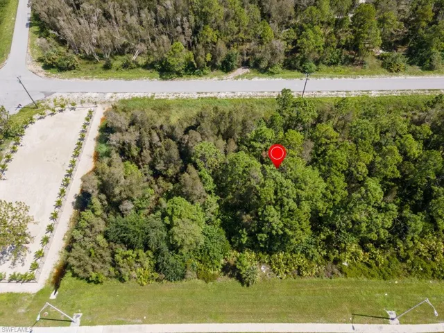 2808  Meadow  RD, Lehigh Acres, FL 33974