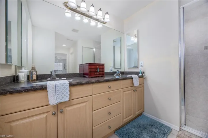 1630 SW 9th  PL, Cape Coral, FL 33991