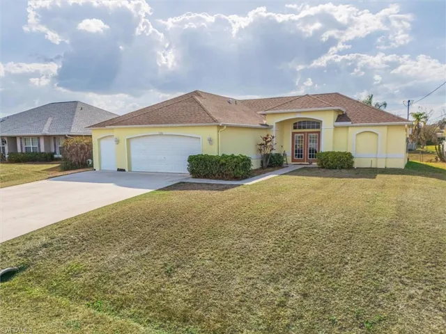 Welcome to 1630 SW 9th Place!