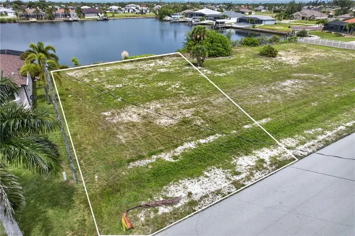 2817 Nw 45th Ave, Cape Coral, Florida 33993