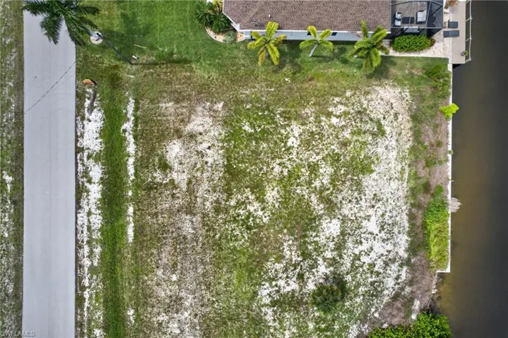 2817 Nw 45th Ave, Cape Coral, Florida 33993