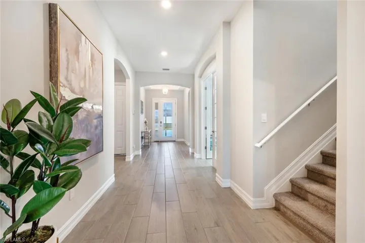 28069  CAPTIVA SHELL  LOOP, Bonita Springs, FL 34135
