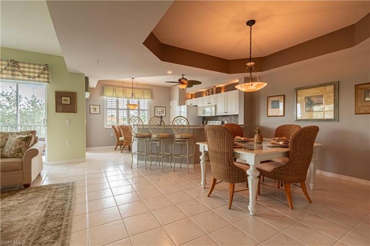 Dining Room & Kitchen