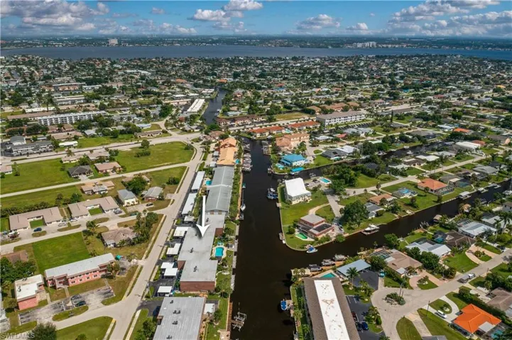 632  Victoria  DR, Cape Coral, FL 33904