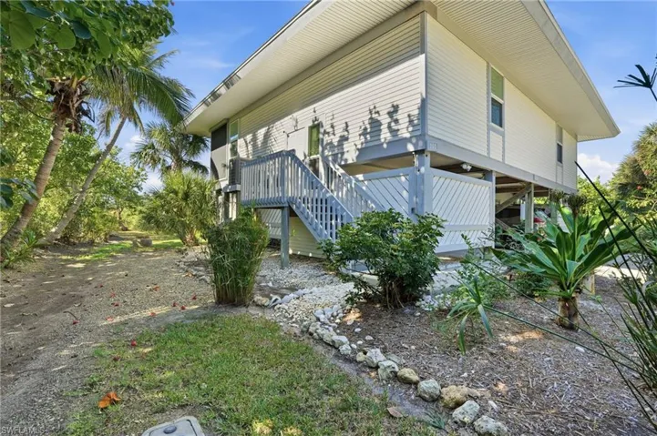 1039 Beach Rd 101, Sanibel, Florida 33957