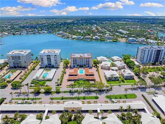 2600 Gulf Shore Blvd N 54, Naples, Florida 34103