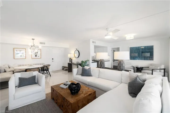 2600 Gulf Shore Blvd N 54, Naples, Florida 34103