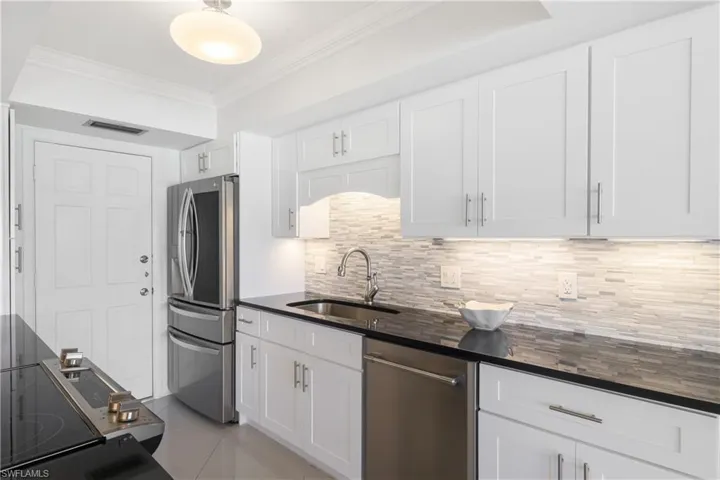 2600 Gulf Shore Blvd N 54, Naples, Florida 34103
