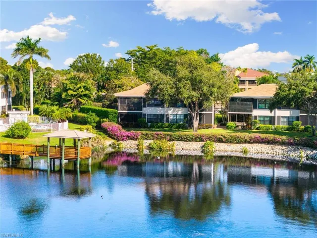 3135 Riviera Dr B205, Naples, Florida 34103