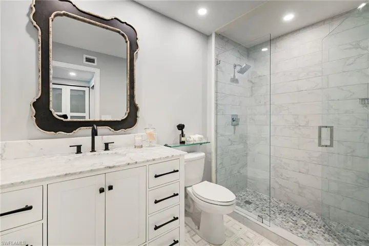 3135 Riviera Dr B205, Naples, Florida 34103