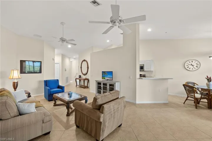 4655  Hawks Nest  WAY, Naples, FL 34114