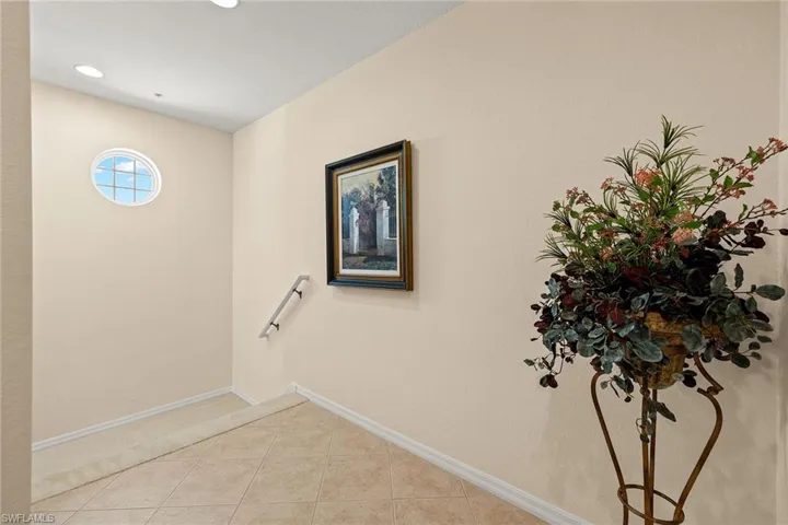 4655  Hawks Nest  WAY, Naples, FL 34114