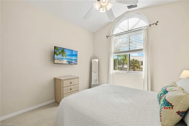 4655  Hawks Nest  WAY, Naples, FL 34114