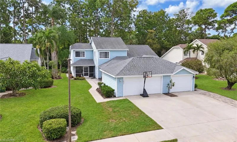 1407 Monarch Cir B2, Naples, Florida 34116
