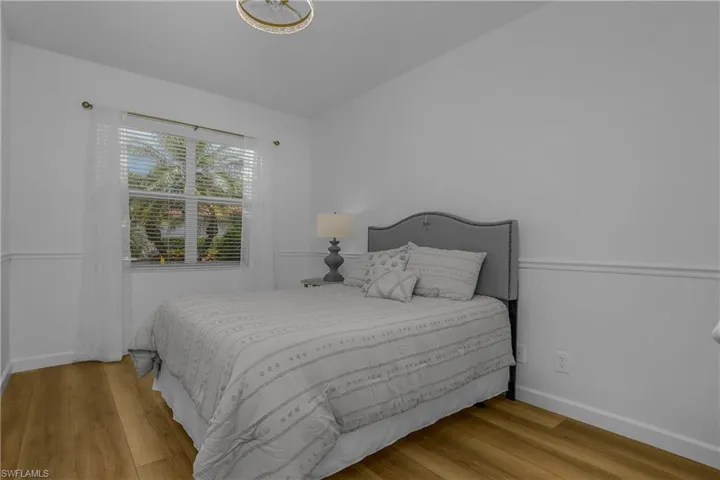 120 Livermore Ln, Naples, Florida 34119