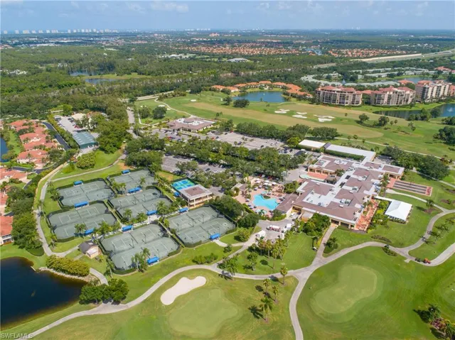 Vineyards Country Club