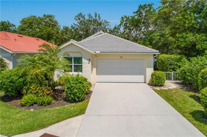 120 Livermore Ln, Naples, Florida 34119