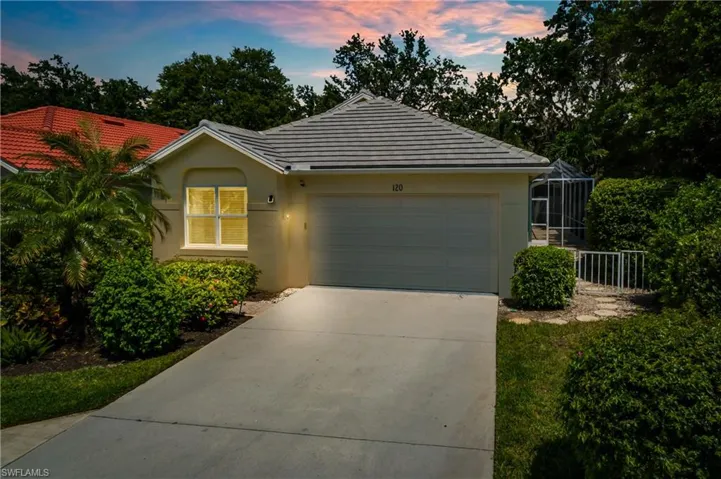 120 Livermore Ln, Naples, Florida 34119
