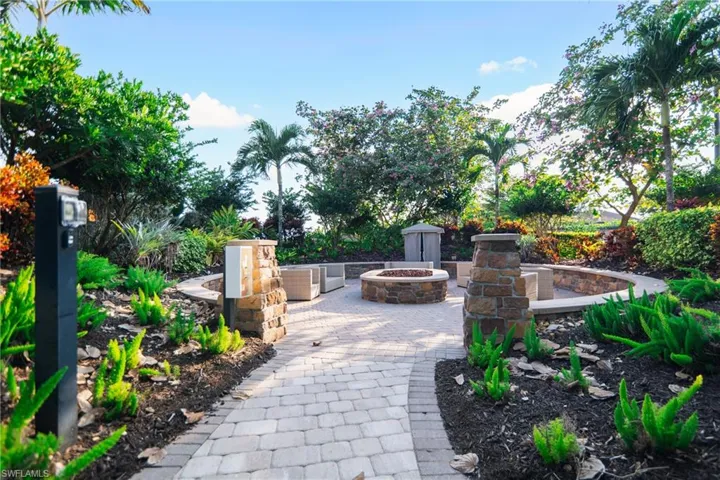 8438 Volaro Way, Naples, Florida 34114