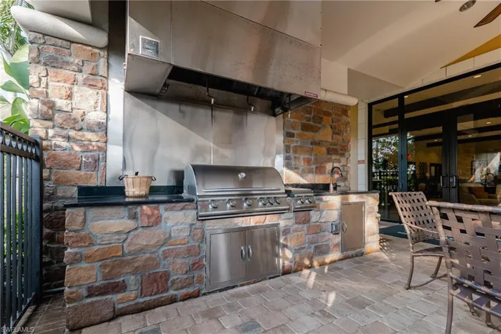 8438 Volaro Way, Naples, Florida 34114