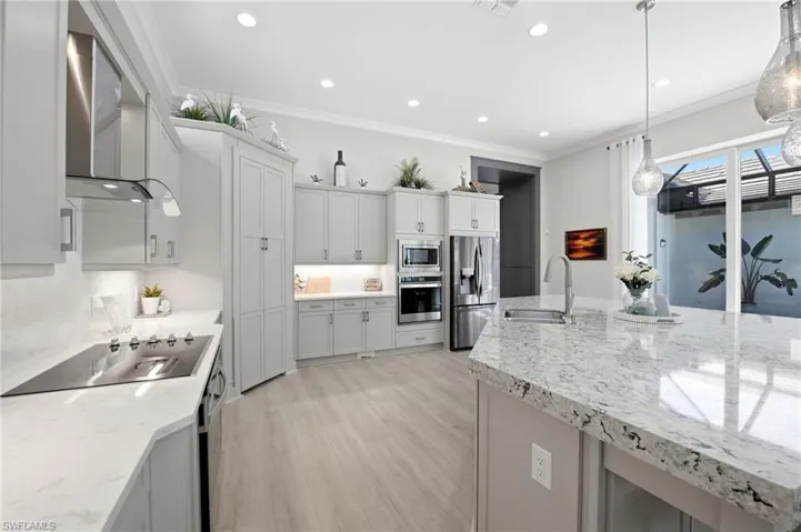 Kitchen w/Double Ovens