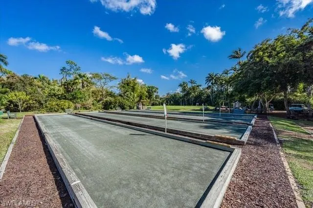 105 Clubhouse Ln 389, Naples, Florida 34105