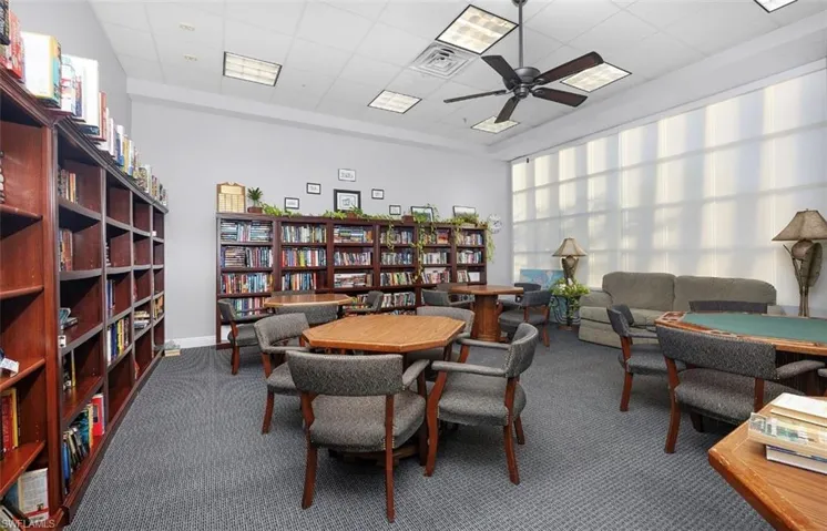 41 High Point Cir S 105, Naples, Florida 34103