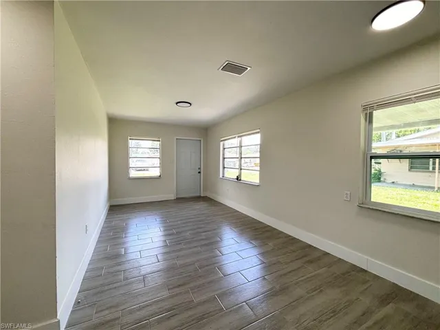 559 Wood Ave, Fort Myers, Florida 33905