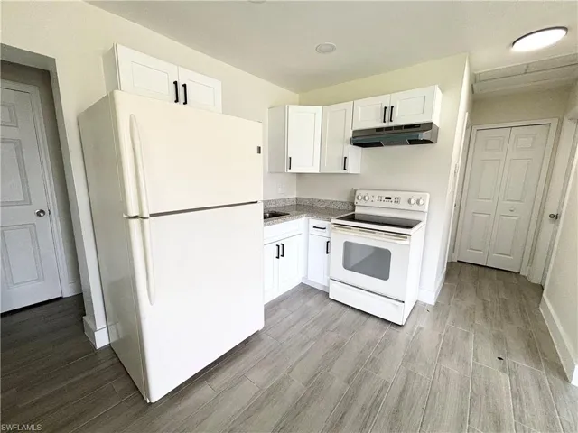 559 Wood Ave, Fort Myers, Florida 33905