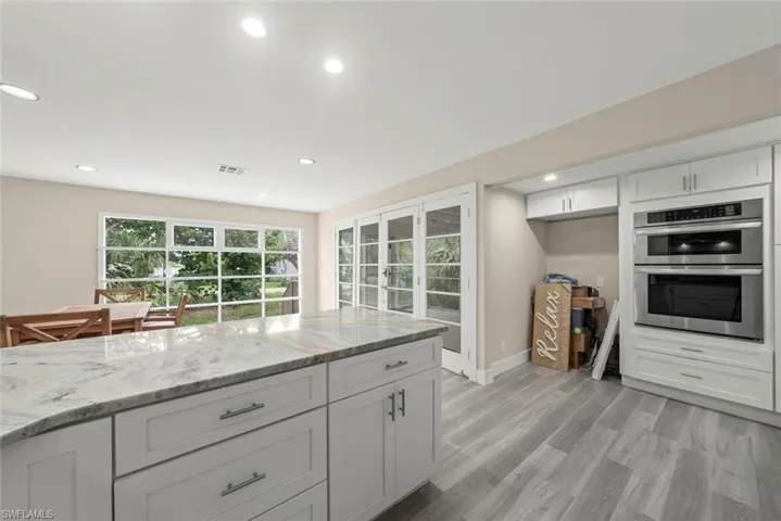 1142 Shell Basket Ln, Sanibel, Florida 33957