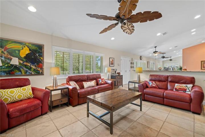 Main house Living room