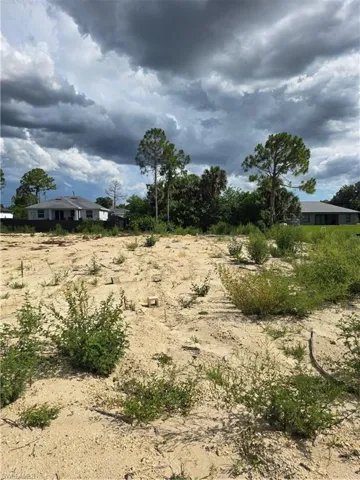 2815 11th St W, Lehigh Acres, Florida 33971