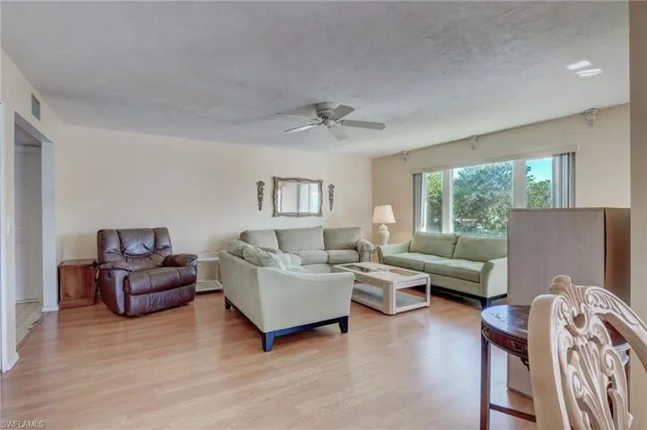 115  Georgetown  BLVD, Naples, FL 34112