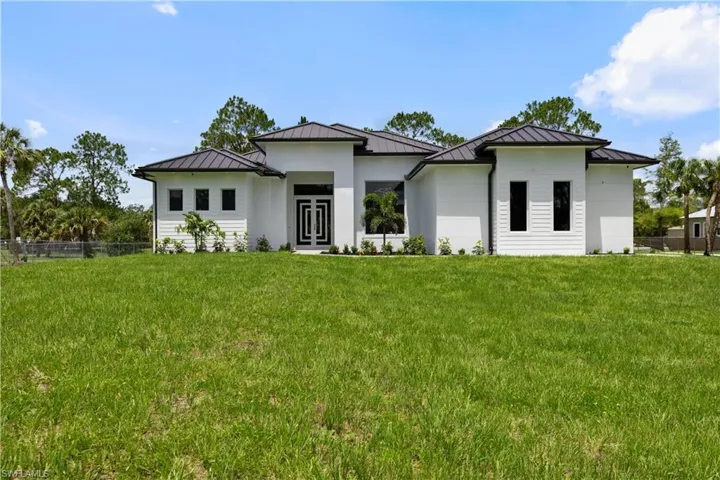 367  10TH ST NE  , Naples, FL 34120