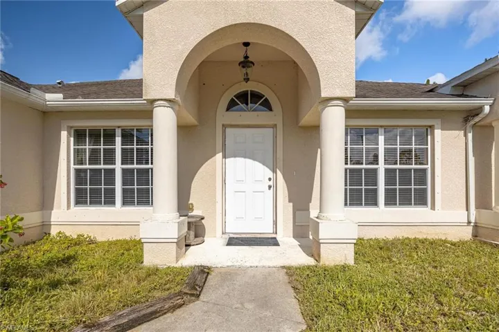 View of property entrance