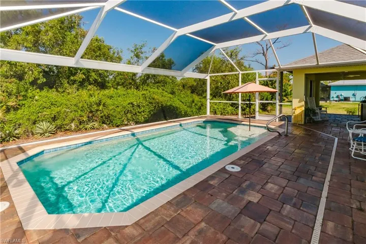 11693  OAKLAND  DR, Bokeelia, FL 33922