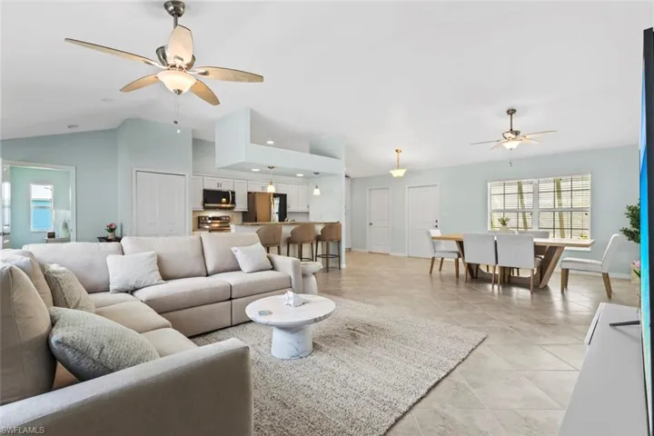 11693 Oakland Dr, Bokeelia, Florida 33922