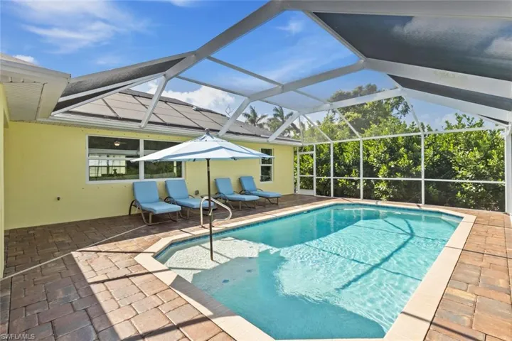 11693 Oakland Dr, Bokeelia, Florida 33922