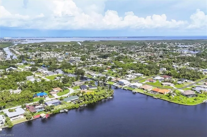 Short Ride to the Harbor