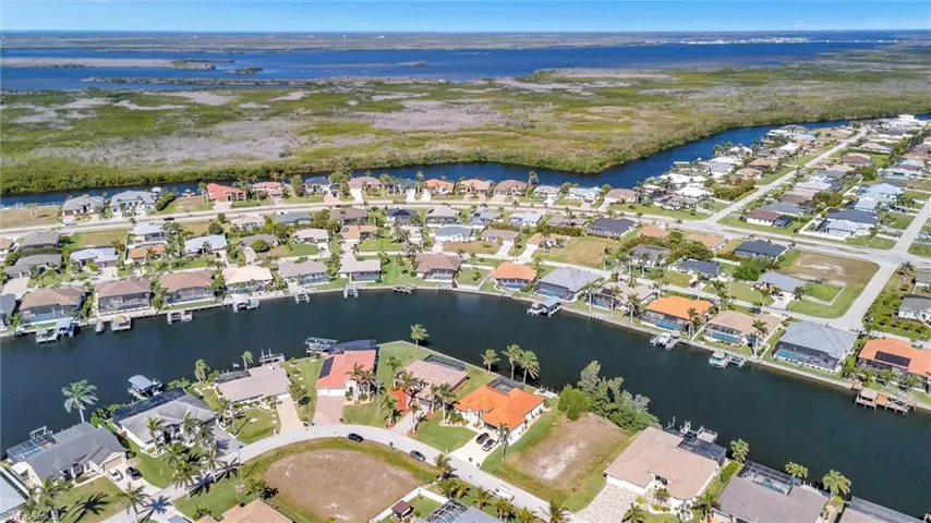 2731 SW 30th  TER, Cape Coral, FL 33914
